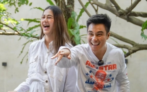 Baim Wong Telat Datang ke Resepsi Ria Ricis, Wajah Bete Paula Bikin Fans Ngakak