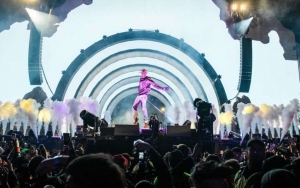 Korban Meninggal Dunia Akibat Konser Berdarah Travis Scott 'Astroworld' Bertambah Menjadi 10