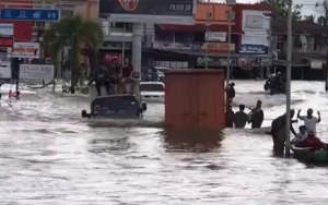 Banjir Sintang Hampir Sebulan Tak Kunjung Surut, Begini Kondisi Terbarunya