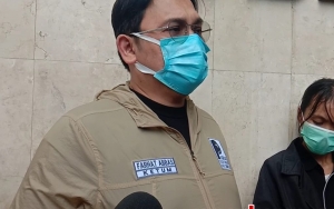 Farhat Abbas Wakili Keluarga Nia Daniati Hadir di Polda Soal Kasus Dugaan Penipuan Olivia Nathania