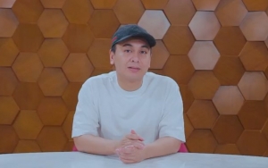 Sampai Trending, Heboh Baliho Raditya Dika Minta Maaf