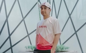 OOTD Raditya Dika Saat Pergi Ke Mal Jadi Perbincangan