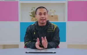 Raditya Dika Kenang Masa Bandel Saat SMA, Dipanggil Kepsek Gara-gara ke Sekolah Pakai Sandal Jepit