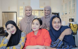 Kumpul Bareng Zaskia Sungkar-Nagita Slavina, Penampilan Berhijab Paula Verhoeven Ramai Dikomentari