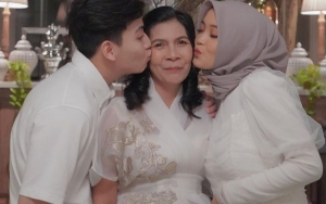 Putri Delina Bantah Ibunda Jeffry Reksa Desaknya Segera Menikah, Malah Pesan Begini