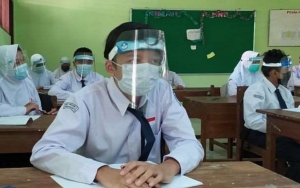 Sekolah Diimbau Bagikan Rapor Pada Januari 2021 dan Tak Beri Libur Khusus Nataru