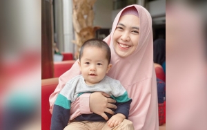 Putra Bungsu Segera Jalani Operasi, Oki Setiana Dewi Minta Doa