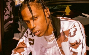 Travis Scott Asyik Main Golf Bareng Mark Wahlberg dan Michael Jordan Usai Konsernya Makan Korban