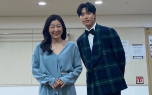 Blue Dragon Film Awards 2021: Ryu Jun Yeol dan Ra Mi Ran Reuni Ibu dan Anak di 'Reply 1988' Disorot