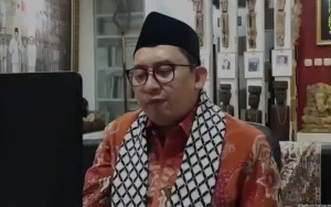 Kembali Aktif di Dunia Maya, Fadli Zon Beri Kritikan Pedas Terhadap UU Cipta Kerja