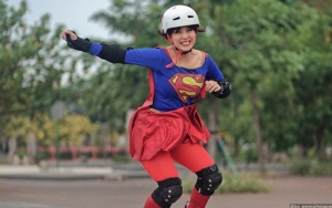 Tya Ariestya Langsung Larikan Putranya ke IGD Usai Alami Batuk Hingga Pernapasan Terganggu