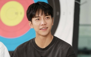 Lee Seung Gi Ogah Terus Dianggap Seperti Siswa Soal Berkarier, Akui Ada Rasa Canggung