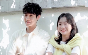 Choi Woo Shik Beri Syarat Mengejutkan Pada Kim Da Mi di 'Our Beloved Summer' Demi Suatu Proyek, Apa?