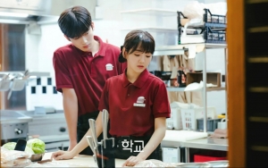 Kim Yohan WEi dan Cho Yi Hyun Cs Dipanggil ke Ruang Guru, Tim 'School 2021' Beri Bocoran Mengejutkan