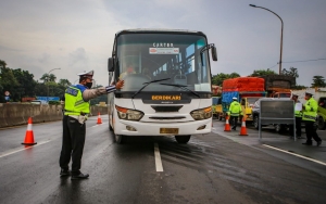 PPKM Level 3 Nataru: Hanya 50% Angkutan Umum Beroperasi, Penumpang Maksimal 70%