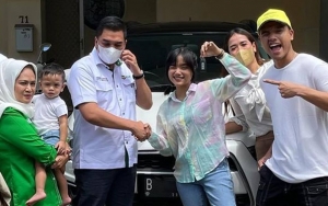 Dihadiahi Mobil 338 Juta, Fuji Ipar Vanessa Angel Kalem Meski Dicap Rakus Hingga Disumpahi Celaka