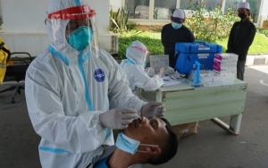 Kemenkes Tertibkan Tarif 'PCR Ekspres' yang Dibanderol Lebih Mahal dari Standar Pemerintah