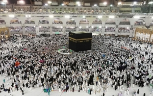 Pemerintah Akan Putuskan Keberangkantan Umrah Usai Tahun Baru, Epidemiolog Beri Catatan Ini