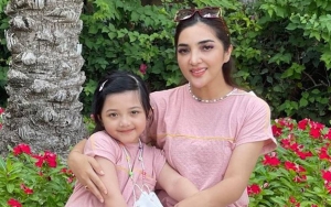 Dipuji Bak Lukisan, Gaya Arsy Putri Ashanty Sukses Pancarkan Aura Bintang di Pemotretan Terbaru