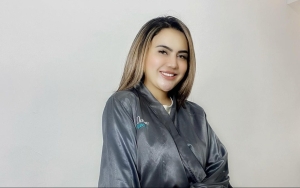 Terpaut 15 Hari dengan Vanessa Angel, Anggita Sari Sedih Sambut Usia Baru 