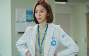 Dualitas Akting Uee di 'Ghost Doctor' Tuai Pujian Selangit dari Staf Produksi