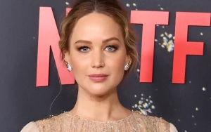 Jennifer Lawrence Perdana Muncul di Karpet Merah Saat Hamil, Tetap Memukau Pamer Baby Bump