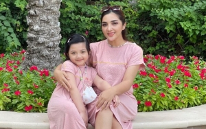 Arsy Jago Pakai Hijab Sendiri Tanpa Bantuan Orang Lain, Ashanty Malah Kena Sentil
