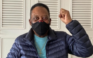 Legenda Sepak Bola Pele Dirawat di Rumah Sakit Usai Terkena Tumor Usus Besar