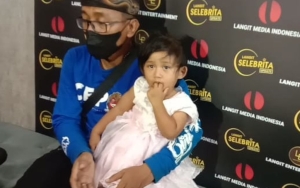 Rela Jika Anak Dirawat Putri Delina, Teddy Ternyata Punya Rencana Kerja di Luar Negeri