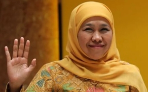 Gubernur Jatim Khofifah Minta Masyarakat Tak Berfoto di Kampung Terdampak Erupsi Gunung Semeru