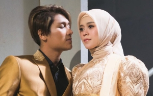 Rizky Billar Cosplay Lagi Liburan di Bali Bareng Lesty Kejora, Benda Ini Justru Bikin Salfok