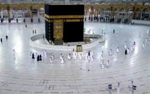 Umrah Perdana 23 Desember 2021, Biaya Ditaksir Sampai Rp28 Juta Belum Termasuk PCR?