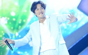 Paket Hemat, Lee Kwang Soo Kirim Satu Truk Kopi untuk Tiga Teman Pemeran Drama 'Moving' Sekaligus