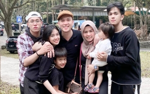 Ngaku Tak Ada Keluhan, Akhmad Fadli Cerita Soal Serunya Pengalaman Jadi Ayah 5 Anak