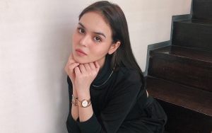 Laura Anna 'Temani Tamu' dan Menangis Haru di Rumah Duka, Anak Indigo Beber Penglihatannya