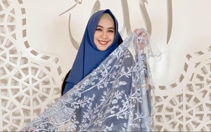 Sering Dapat Peran Ustazah, Oki Setiana Dewi Ingin Eksplor Akting Lewat Karakter Lain? 
