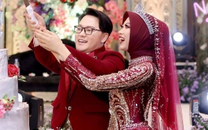 Danang DA Akhirnya Ungkap Kronologi Kue Pernikahan Ambruk, Tegaskan Tak Sedih Hanya Bertanya-tanya