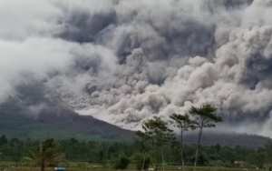 PVMBG: Aktivitas Awan Panas Semeru Masih Berpotensi Terjadi, Status Tanggap Darurat Diperpanjang