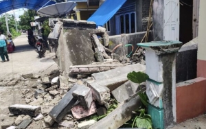 BMKG Catat Lebih Dari 500 Kali Gempa Susulan Pascagempa M 7,4 Di NTT, Minta Masyarakat Tak Panik