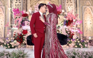 Usai Istri Disentil Lepas Hijab, Danang DA Murka Busana Ngunduh Mantu Dicap Plagiat Lesty-Billar