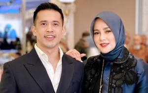 Sering Dirumorkan Cerai, Olla Ramlan dan Suami Makin Solid Pamer Peringati Anniversary ke-9
