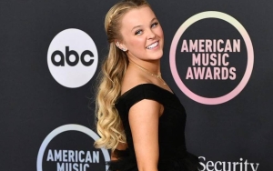 Nonton NBA, Reaksi JoJo Siwa Hampir Kena Hantam Bola Basket Saat Pertandingan Tuai Sorotan