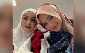 Bikin Syok, Beby Tsabina Dipuji Mirip dengan Sang Ibu di Masa Muda Hingga Disebut Kembar