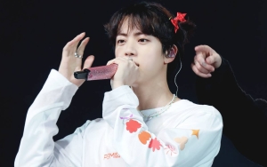 Terkuak Identitas Kelinci Imut Temani Jin BTS di Sesi Pemotretan, Ada Insiden Tak Terduga