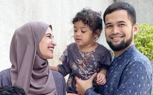Bahagia Ajak Anak Main ke Pantai, Shireen Sungkar Rela Kulitnya Alami Ini Akibat Alergi Matahari
