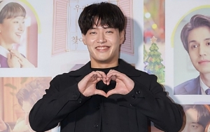 Begini Perasaan Kang Ha Neul Usai Syuting Adegan Ciuman dengan Cowok di 'A Year-End Medley'