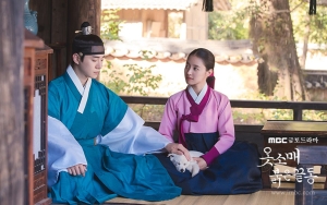 Adegan Menggemaskan Junho dan Lee Se Young Dibuang di 'The Red Sleeve' Buat Fans Emosi