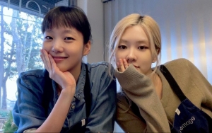 Kim Go Eun Dapat Kiriman Manis dari Rose BLACKPINK Saat Syuting 'Yumi's Cells' Season 2