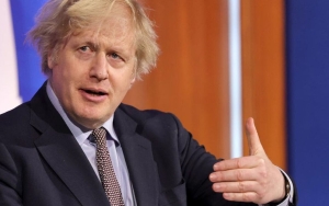 PM Boris Johnson Disalahkan Atas Kekurangan Alat Tes COVID-19 di Inggris