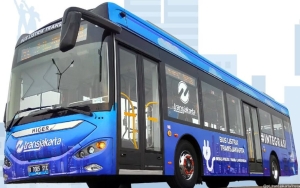 Catat! KRL Beroperasi Normal dan TransJakarta Ubah Jam Layanan Saat Malam Tahun Baru